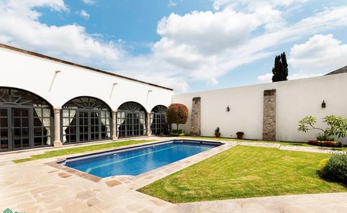 House in Santiago de Querétaro, Querétaro, Mexico 1