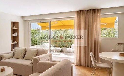 Apartment in Les Bastides, Antibes, France 1