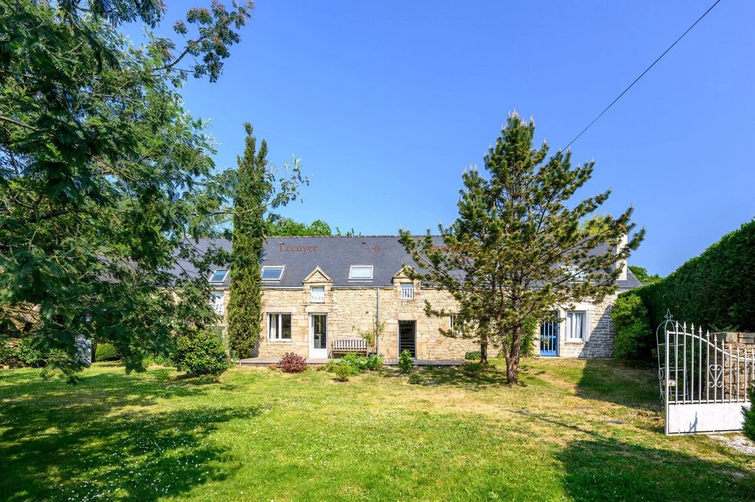 House in Zone Urbaine, Questembert, France 2 - 18385376