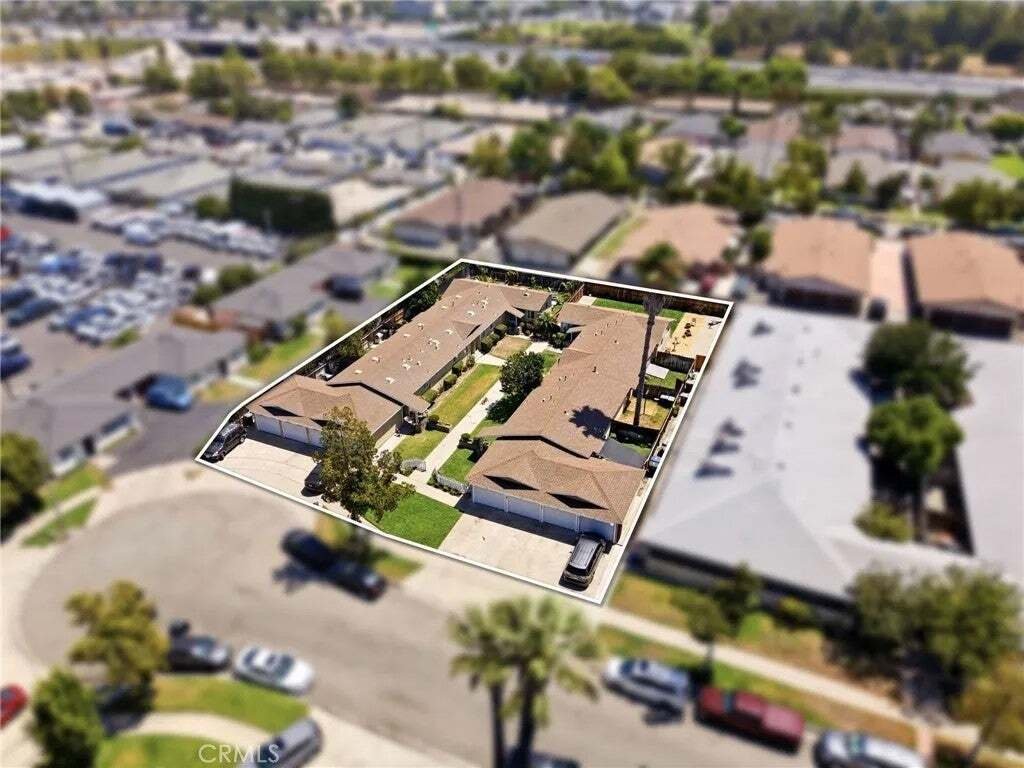 Orange, California, United States 4 - 18577248