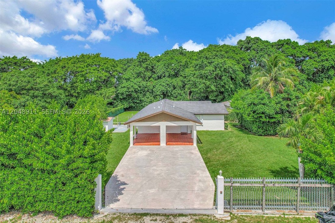 House in Miami, Florida, United States 1 - 18576878