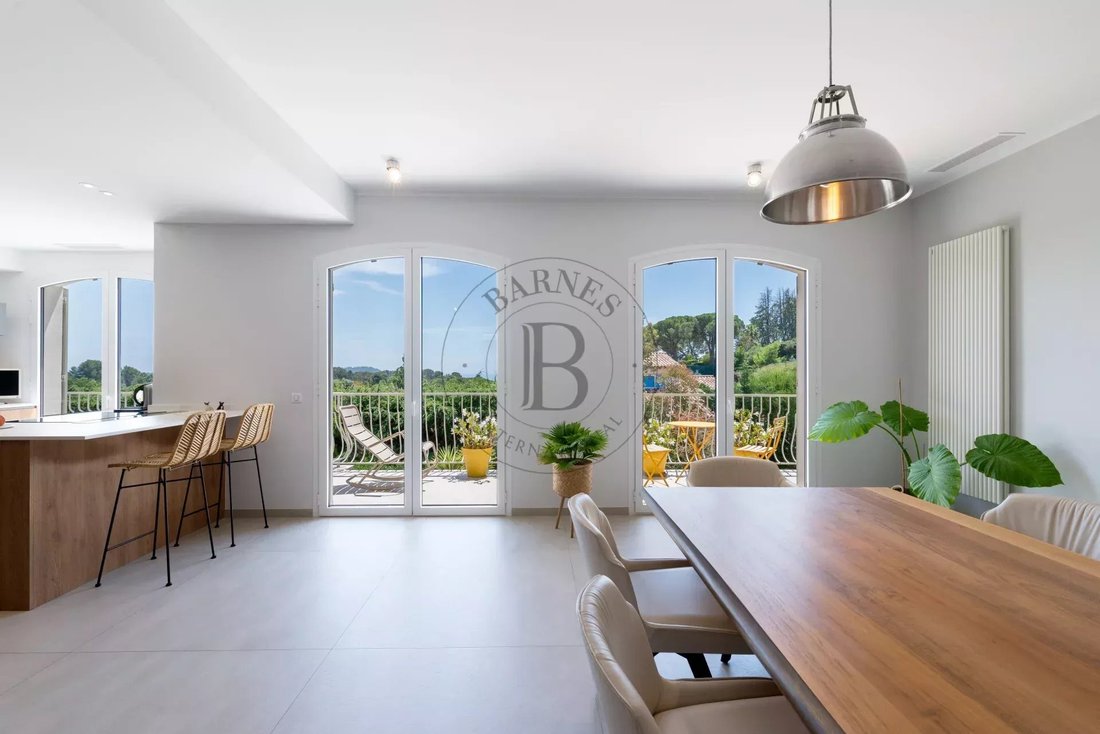 Villa in Mougins, Provence-Alpes-Côte d'Azur, France 5 - 17042807