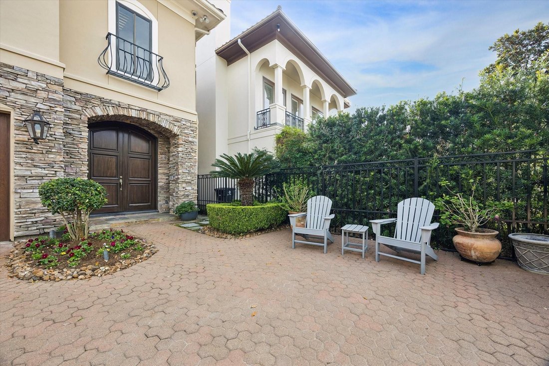 House in Houston, Texas, United States 3 - 18577874