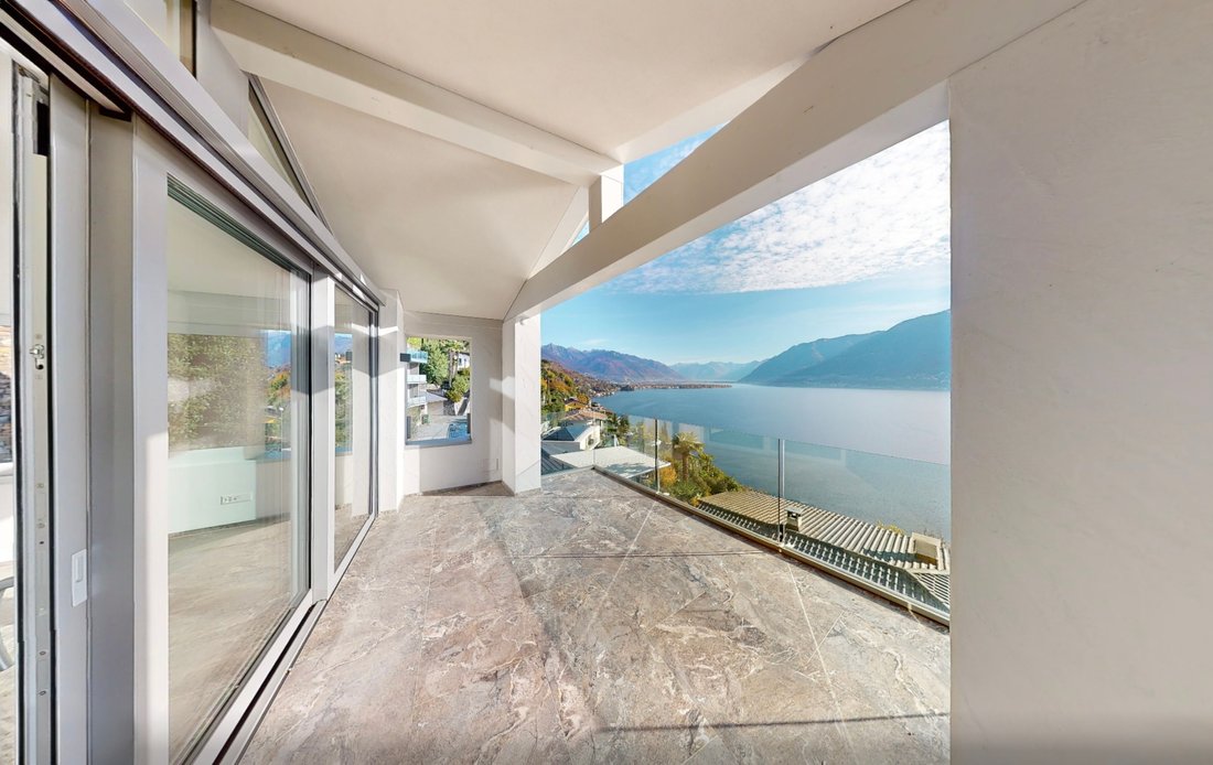 Villa in Ronco sopra Ascona, Ticino, Switzerland 2 - 18575873