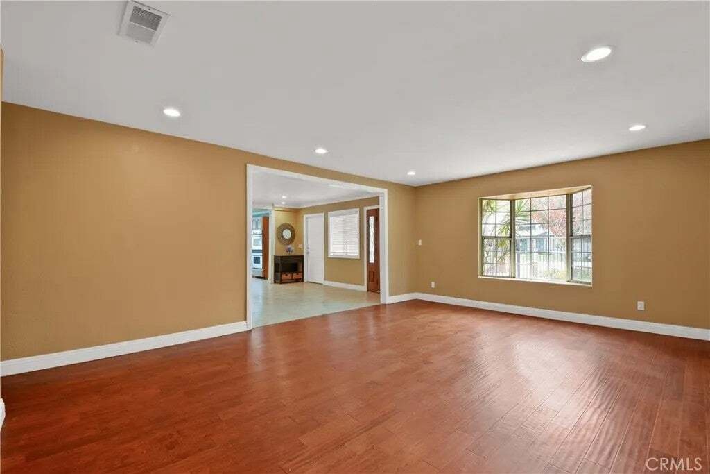 House in Lakewood, California, United States 3 - 18577212