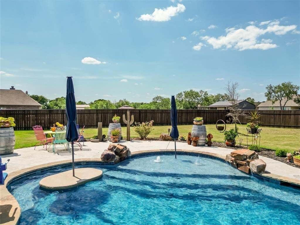 House in Millsap, Texas, United States 5 - 17521916