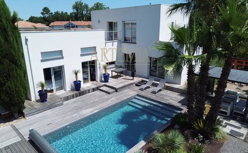 House in Meyran, Gujan-Mestras, France 1
