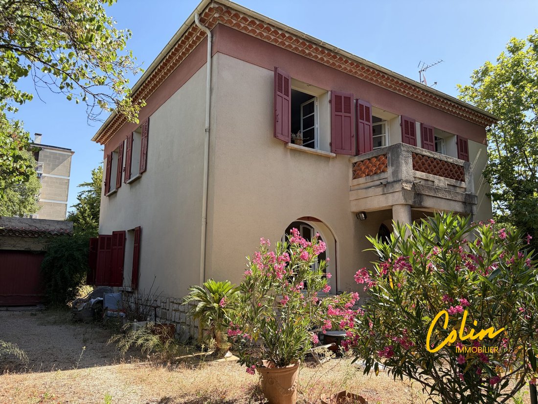 Country House in Granettes-Jauberte-Sainte Anne, Aix-en-Provence, France 1 - 18578741
