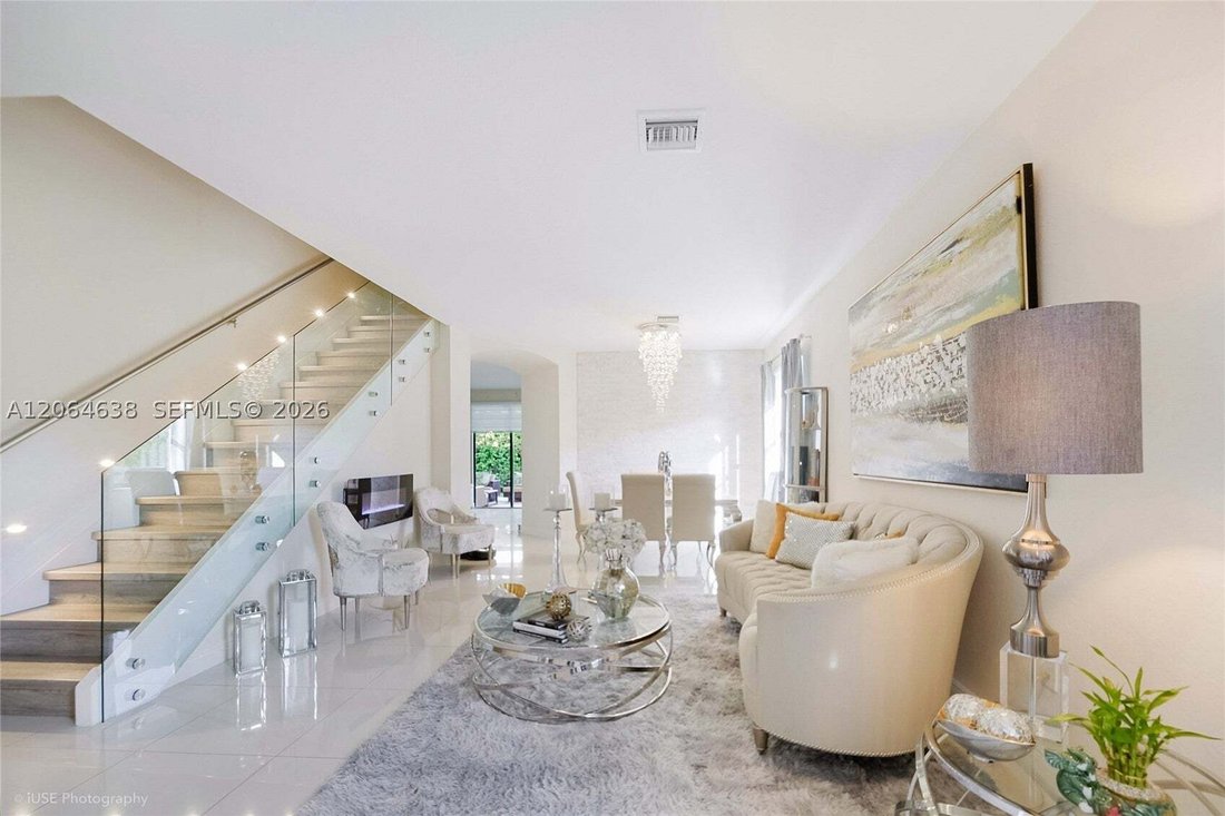 House in Doral, Florida, United States 3 - 18576875