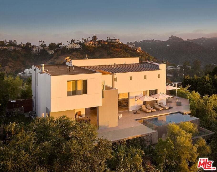 House in Los Angeles, California, United States 1 - 18577009