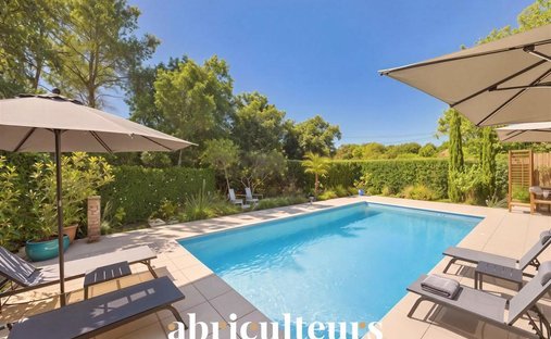 House in Aups, Provence-Alpes-Côte d'Azur, France 1