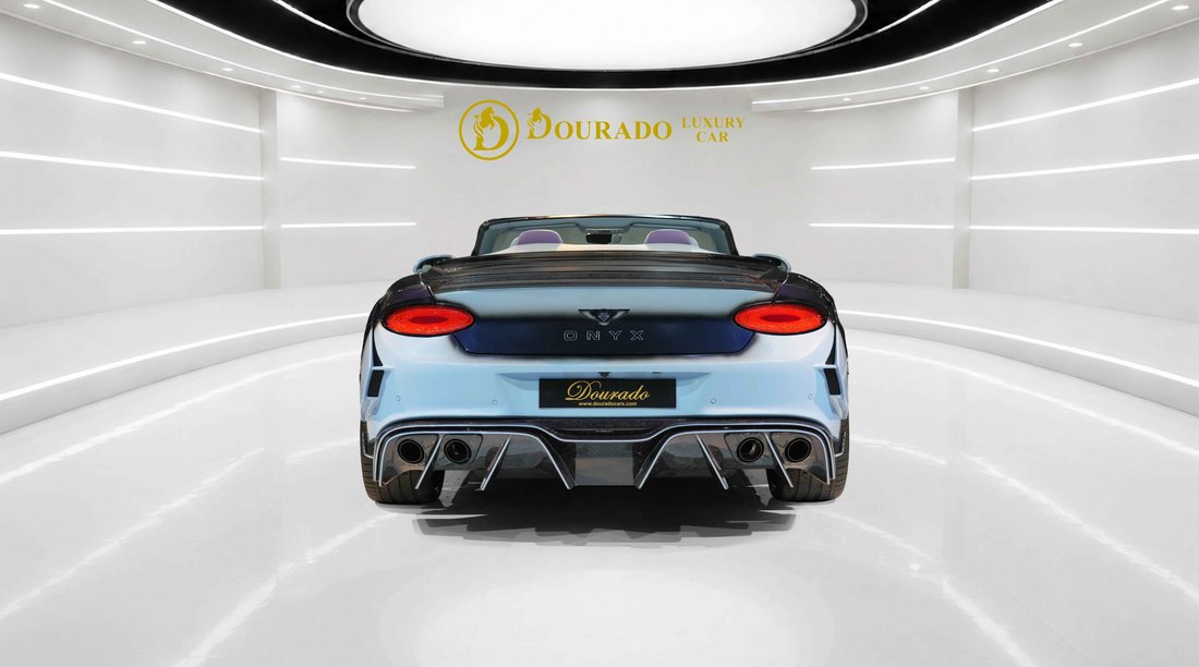 Cabriolet in Dubai, United Arab Emirates 5 - 18564288