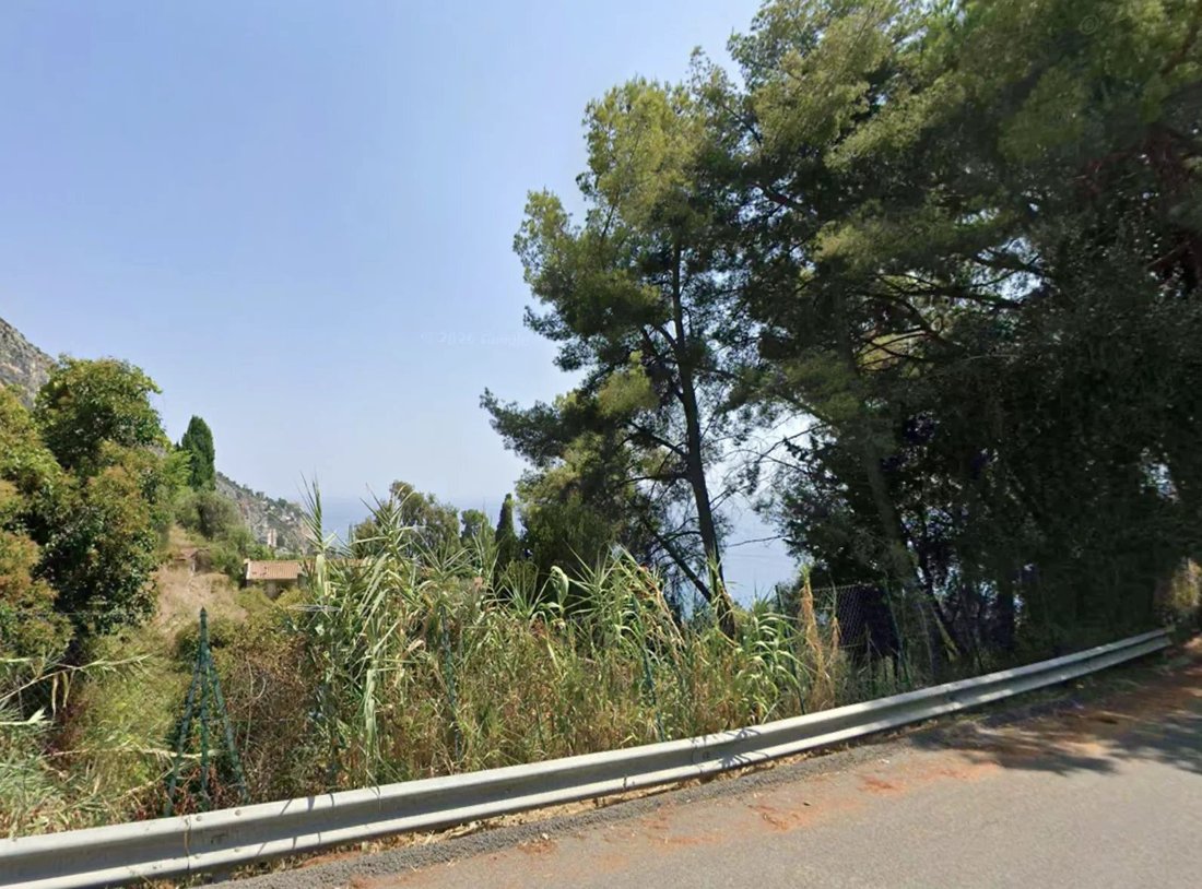 Land in Menton, Provence-Alpes-Côte d'Azur, France 2 - 18575170