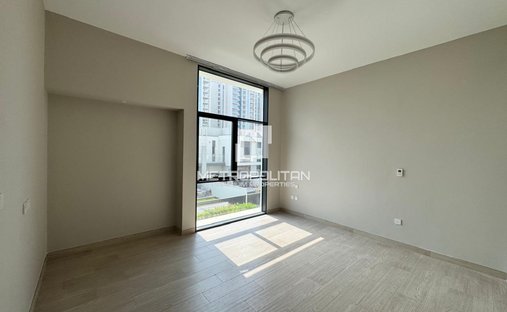 Townhouse in Al Furjan, Dubai, United Arab Emirates 1