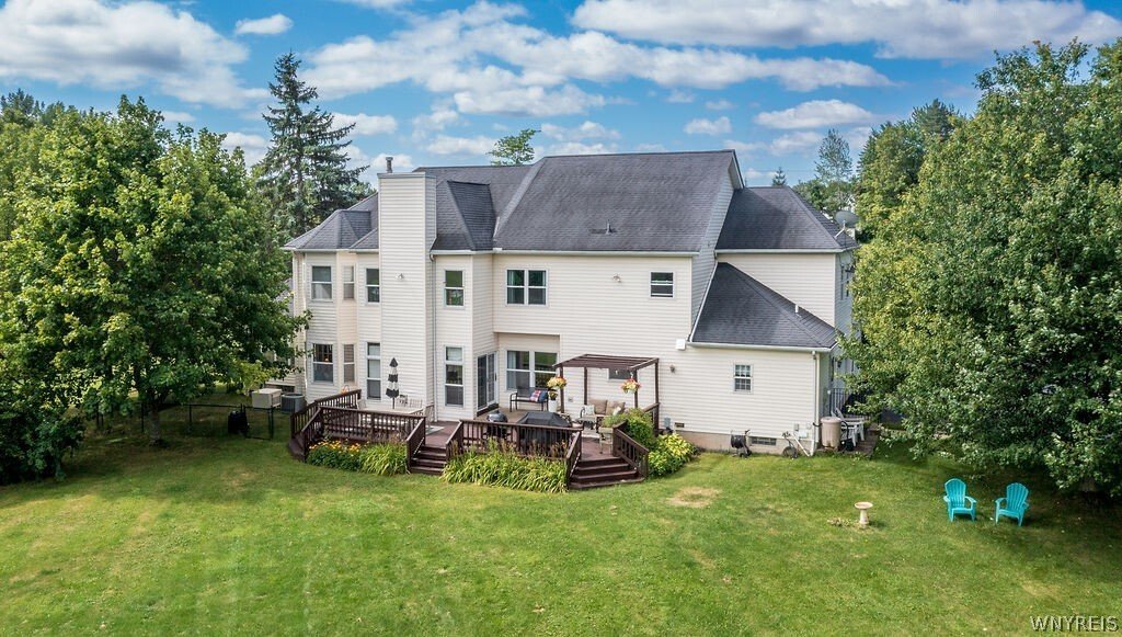 House in Clarence, New York, United States 5 - 18574391