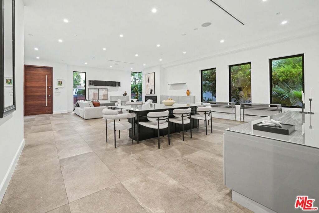House in Los Angeles, California, United States 5 - 18577022