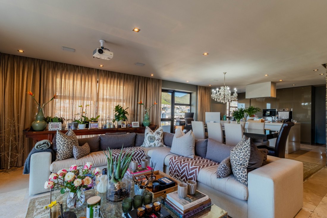 Apartment in Bakoven, Cape Town, South Africa 5 - 18560285