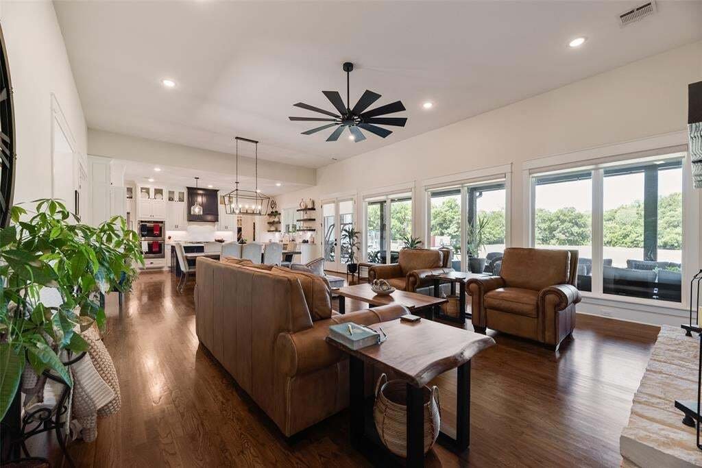 House in Waxahachie, Texas, United States 4 - 18577529