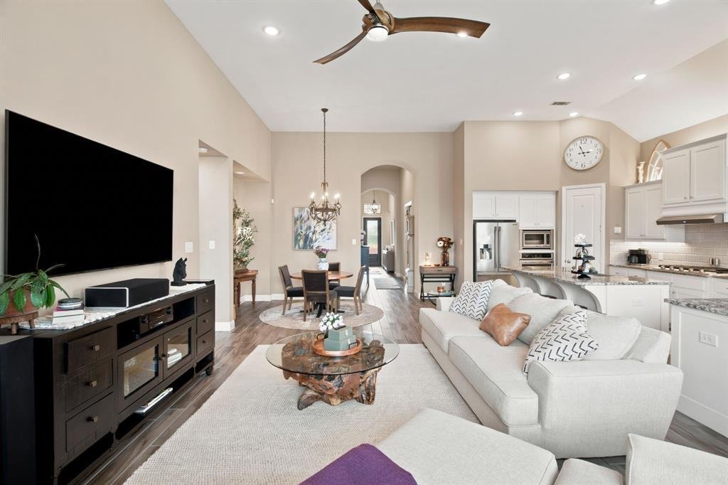 House in Lantana, Texas, United States 3 - 18577569