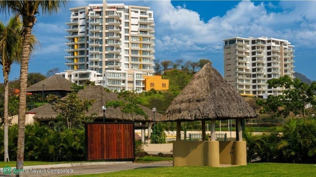 Condo in La Cruz de Huanacaxtle, Nayarit, Mexico 1 - 17437699