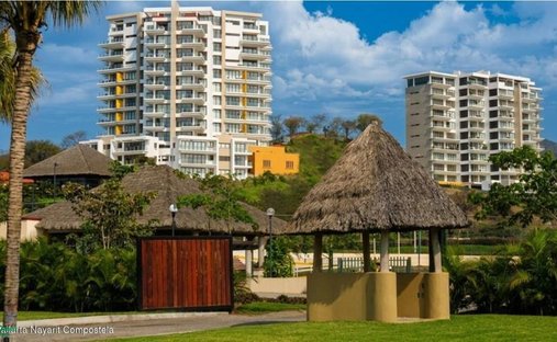 Condo in La Cruz de Huanacaxtle, Nayarit, Mexico 1