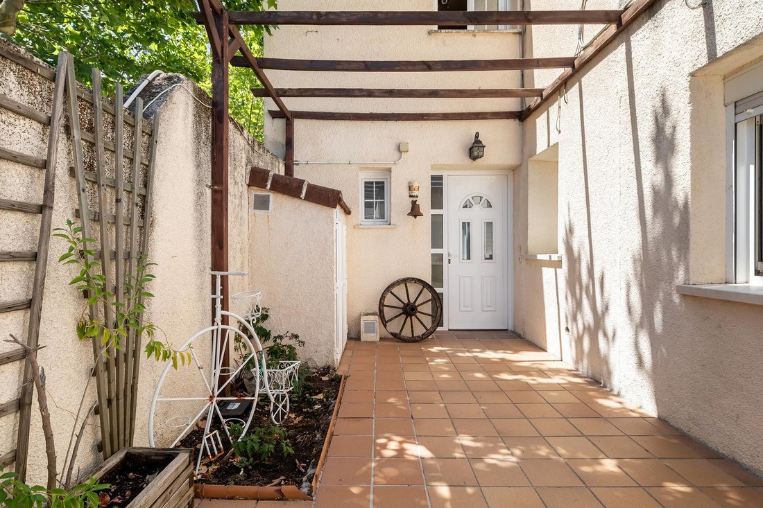 Villa in Majadahonda, Comunidad de Madrid, Spain 5 - 18574480