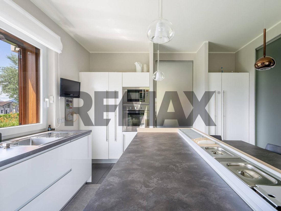 Apartment in Arizzano, Piedmont, Italy 3 - 18578590