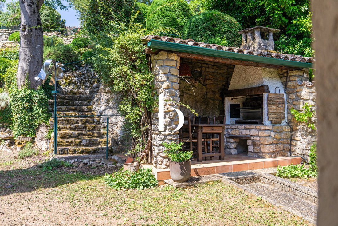 Maison à Barjac, Occitanie, France 5 - 18576953