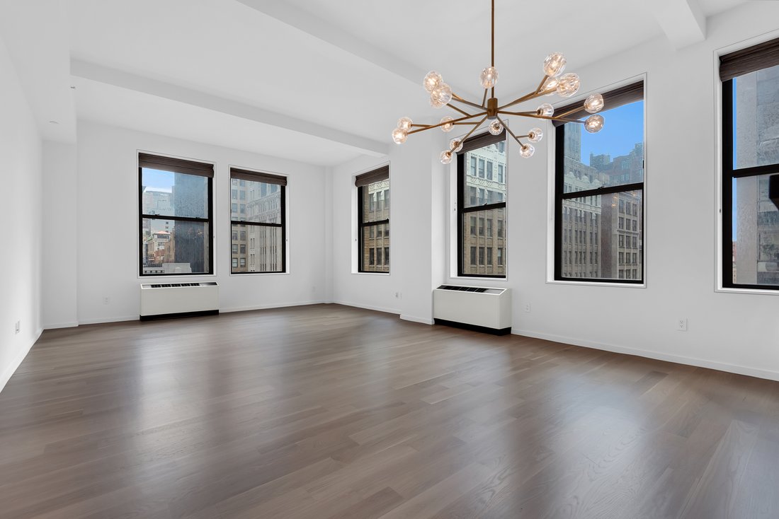New York, New York, United States 2 - 18519235