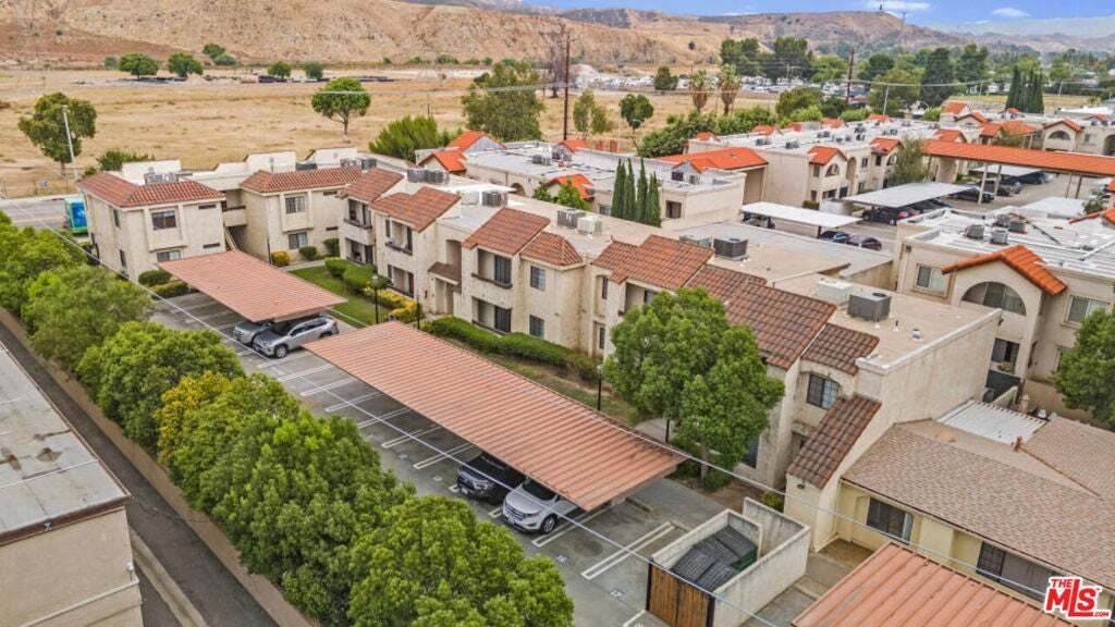 Castaic, California, United States 5 - 18577018