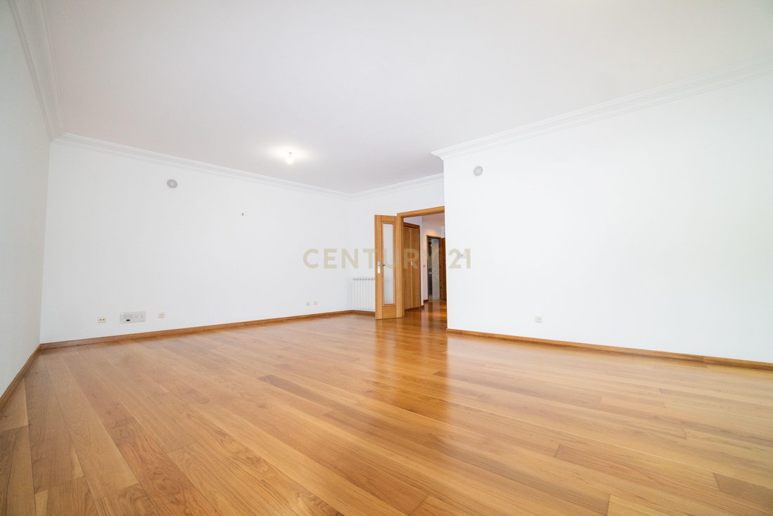 Apartment in Parque das Nacoes, Lisbon, Portugal 4 - 18443386
