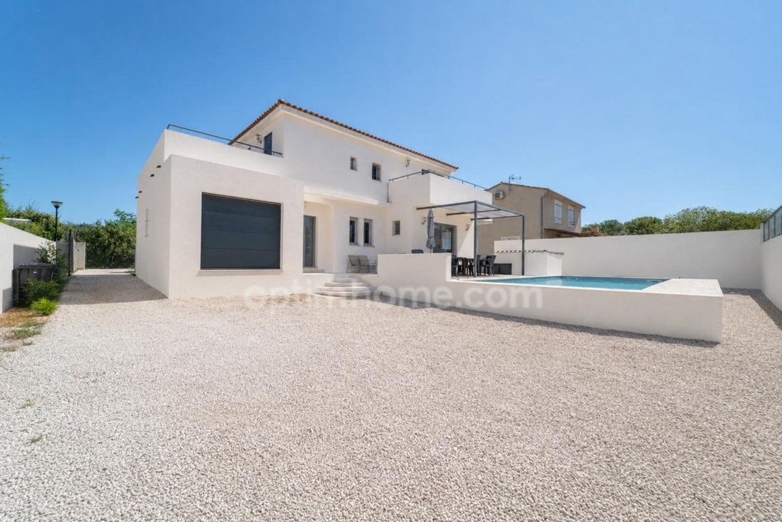 House in Paradou, Provence-Alpes-Côte d'Azur, France 3 - 18575053
