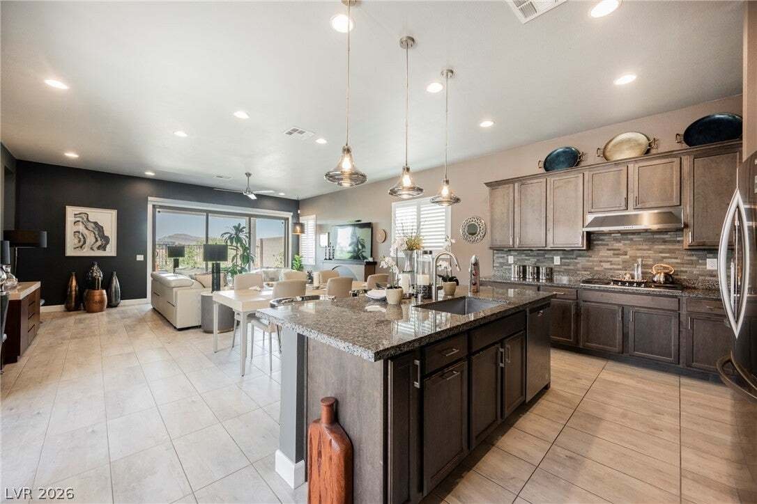 House in Las Vegas, Nevada, United States 4 - 18576992