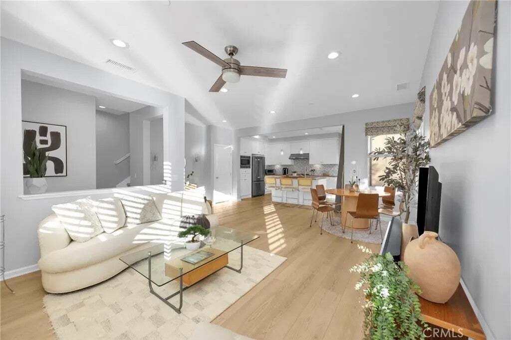 Condo in Irvine, California, United States 1 - 17759071