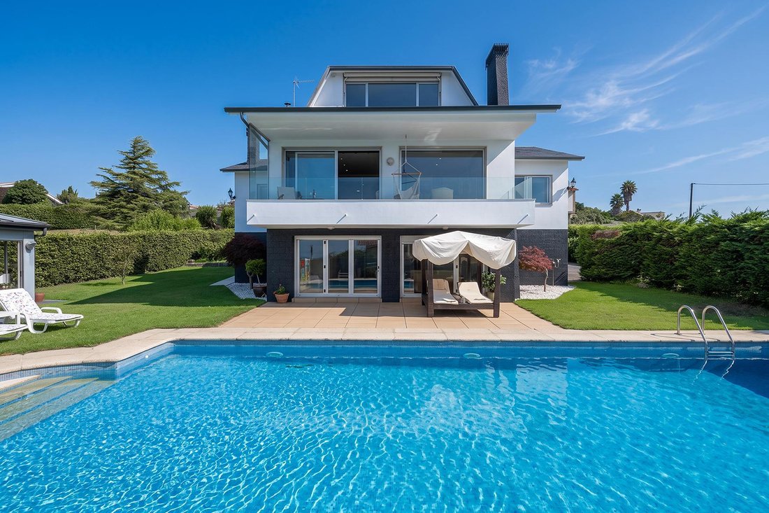 Villa in Oia, Vigo, Spain 1 - 18574486