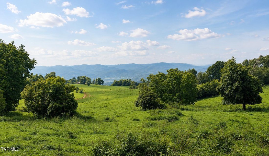 House in Bristol, Tennessee, United States 2 - 18503328