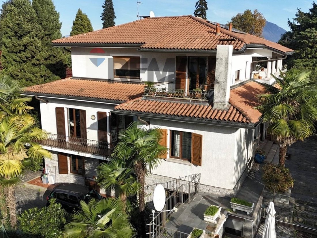Villa in Stresa, Piedmont, Italy 5 - 18578577