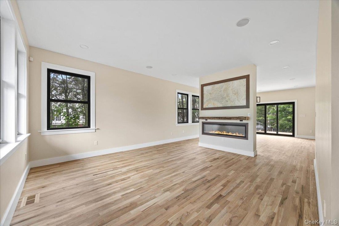 House in Yonkers, New York, United States 2 - 18577126