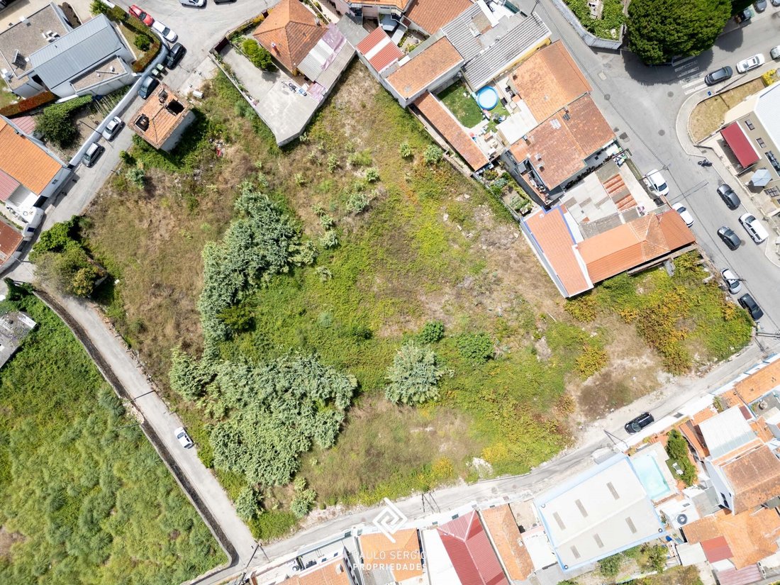 Land in Mafamude e Vilar do Paraiso, Porto District, Portugal 1 - 18577992