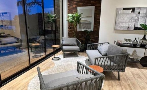 Townhouse in Hernandarias, Alto Paraná Department, Paraguay 1