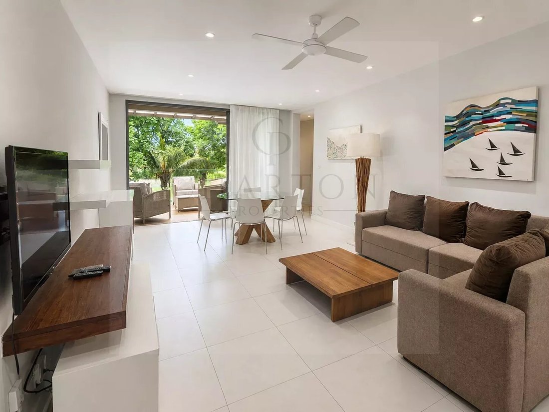 Apartment in Grande Riviere Noire, Rivière Noire District, Mauritius 2 - 18575201