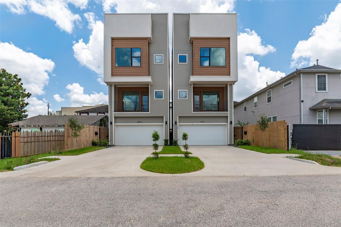 House in Houston, Texas, United States 1 - 18577915