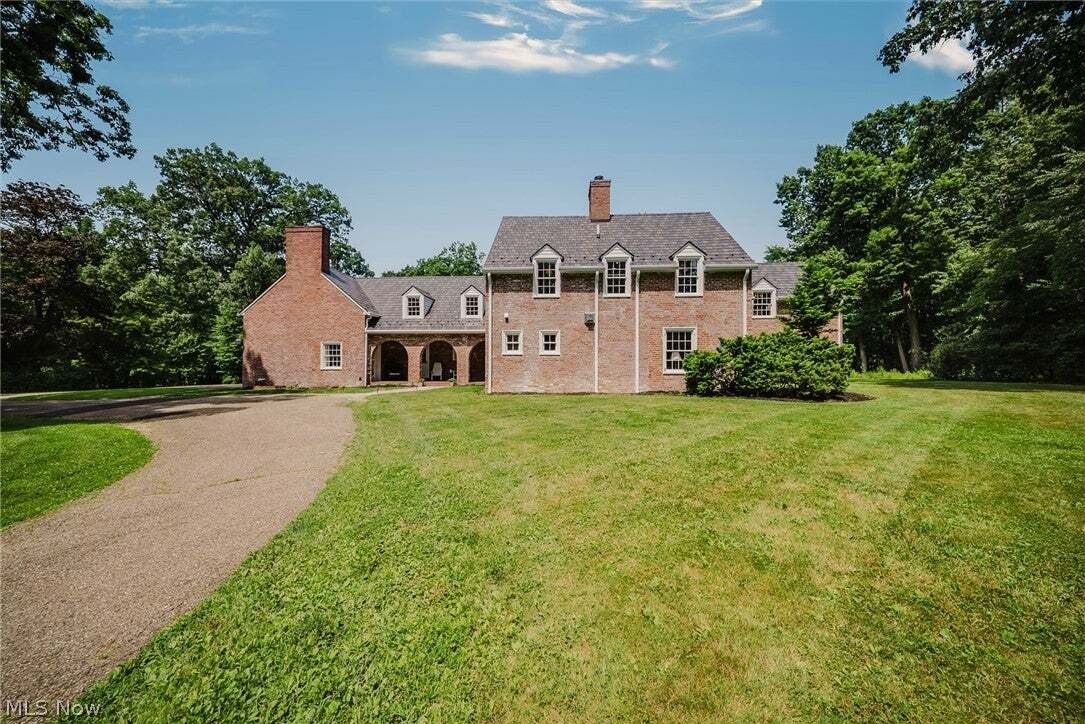 House in Massillon, Ohio, United States 1 - 18576107