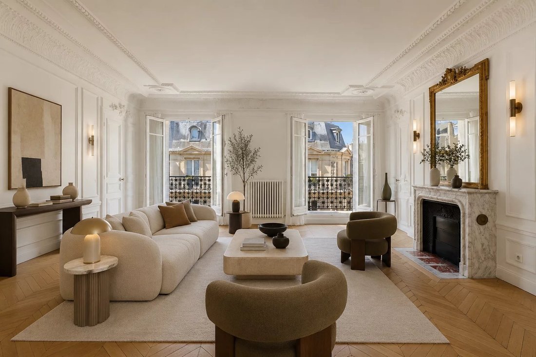 Apartment in Paris 8e Arrondissement, Paris, France 2 - 18574393