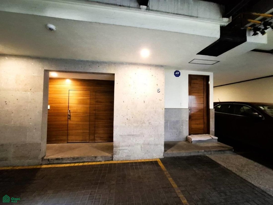 Townhouse in Mexico City, Mexico 2 - 18575764
