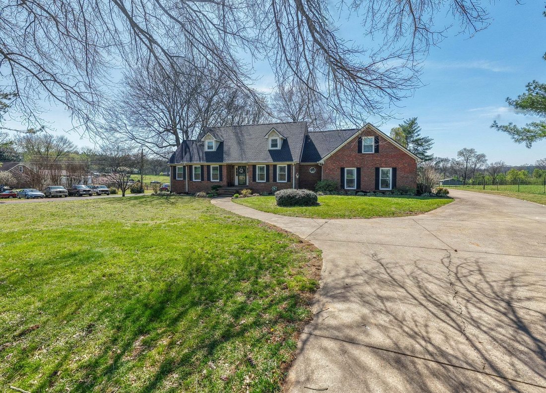 House in Columbia, Tennessee, United States 4 - 18576753