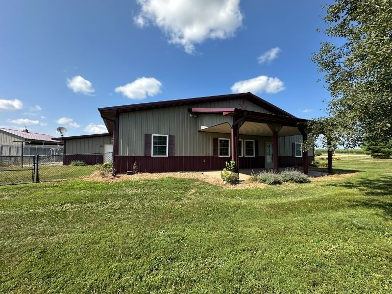 House in DeWitt, Iowa, United States 1 - 18577180