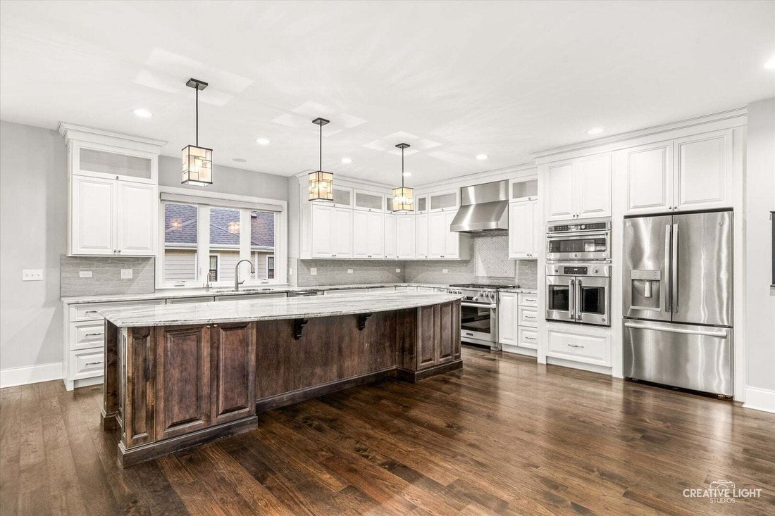 House in South Elgin, Illinois, United States 4 - 18577151