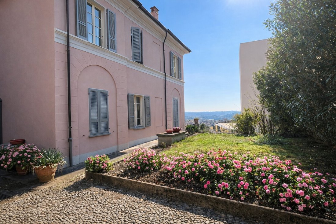 Villa in Balerna, Ticino, Switzerland 4 - 18575970