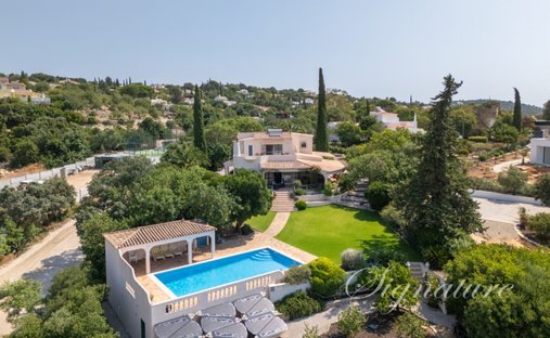 Villa à Santa Bárbara de Nexe, Algarve, Portugal 1